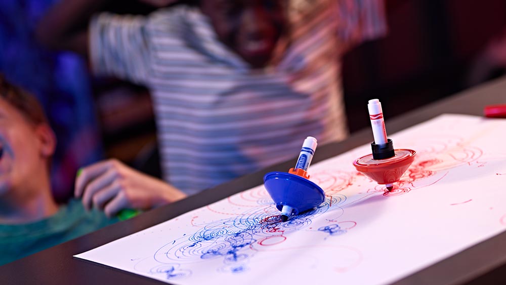 Colourwhirls spinning around